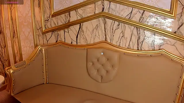 Helenstanford online show from 03-04-26, 01:06