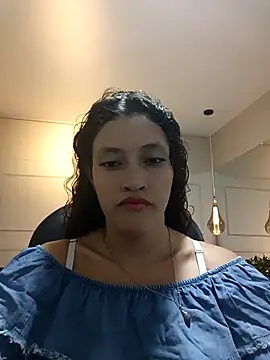 ArielBlossom    online show from 02-05-26, 11:48