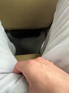 LAZ3R1 online show from 10-13-25, 08:58