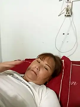 Snapshot of Tamara-a chatting on 10-01-25, 01:55 Tamara-a online show from 10-01-25, 01:55