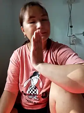 Snapshot of Tamara-a chatting on 10-09-25, 01:25 Tamara-a online show from 10-09-25, 01:25