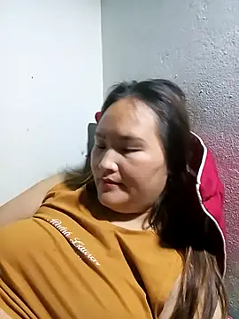 Snapshot of Tamara-a chatting on 02-22-26, 12:36 Tamara-a online show from 02-22-26, 12:36