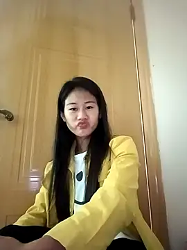 Snapshot of luy-xinh02 chatting on 09-19-25, 02:35 luy-xinh02 online show from 09-19-25, 02:35