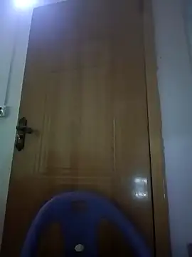 Snapshot of luy-xinh02 chatting on 09-29-25, 12:16 luy-xinh02 online show from 09-29-25, 12:16