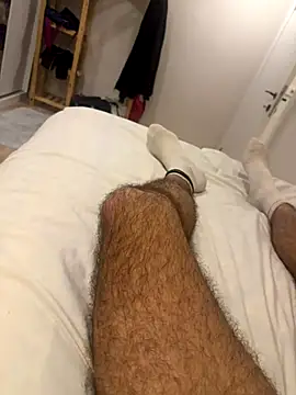 Sovaisback online show from 10-30-25, 04:25