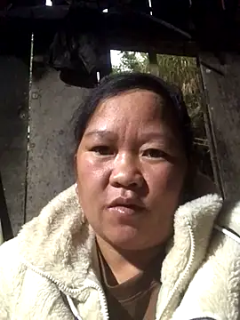 riso-00 online show from 11-21-25, 10:25