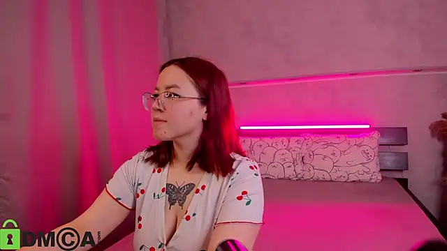 Snapshot of Krysadapp chatting on 09-23-25, 12:13 Krysadapp online show from 09-23-25, 12:13