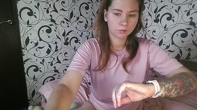 YourEmilie online show from 11-10-25, 11:09