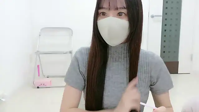 Snapshot of _Mia_land_ chatting on 11-30-25, 01:37 Mia land online show from 11-30-25, 01:37