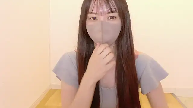  Mia land  online show from 05-20-26, 01:28