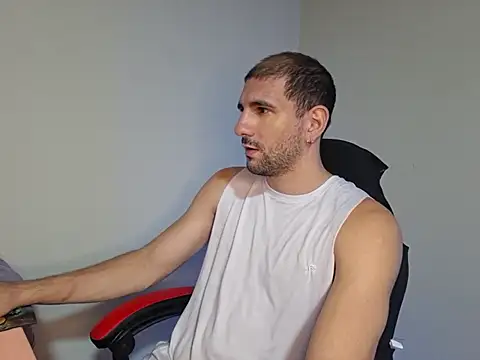 Snapshot of ObeyLust chatting on 02-17-26, 03:25 ObeyLust online show from 02-17-26, 03:25