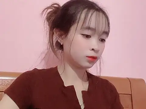 Suna7383 online show from 10-30-25, 03:57