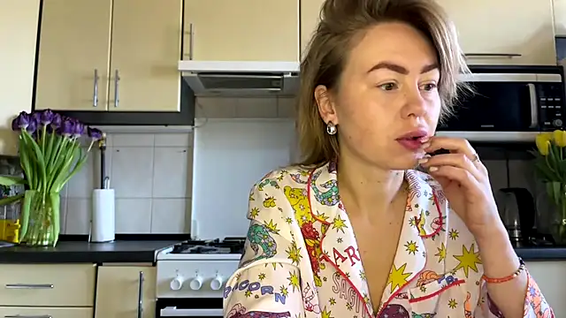 MartaLuna  online show from 03-10-26, 08:41