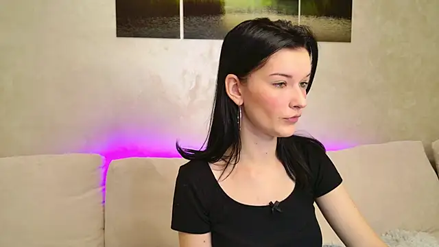 Snapshot of sweet_strawber chatting on 09-21-25, 08:21 sweet strawber online show from 09-21-25, 08:21