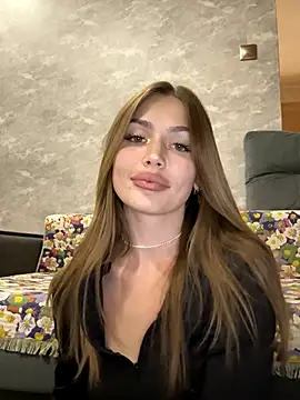 Elizabeth Tay online show from 09-12-25, 05:02