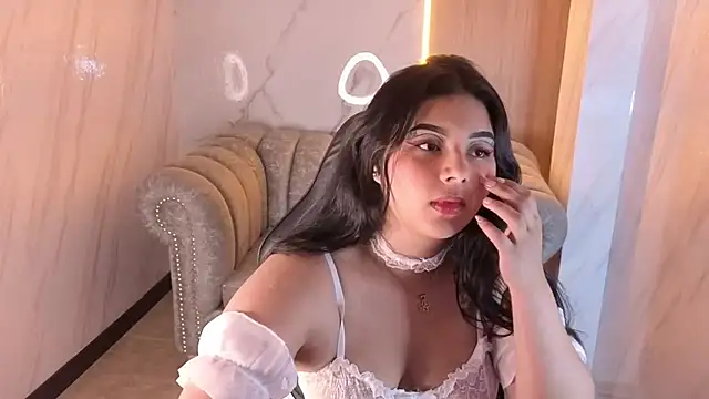 mia hot tf online show from 10-20-25, 09:26