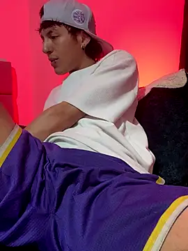 Snapshot of NaytonFreeman chatting on 11-27-25, 11:23 NaytonFreeman online show from 11-27-25, 11:23