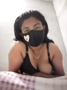 Snapshot of hafiza8746 chatting on 12-18-25, 02:23 hafiza8746 online show from 12-18-25, 02:23