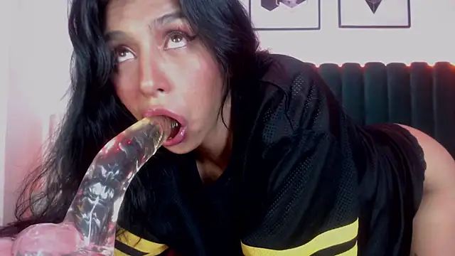 Keila Fg online show from 11-13-25, 07:57