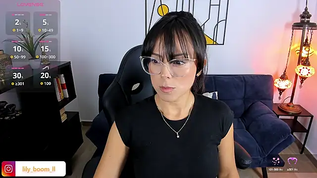 Snapshot of Lyliboomm chatting on 10-01-25, 11:00 Lyliboomm online show from 10-01-25, 11:00