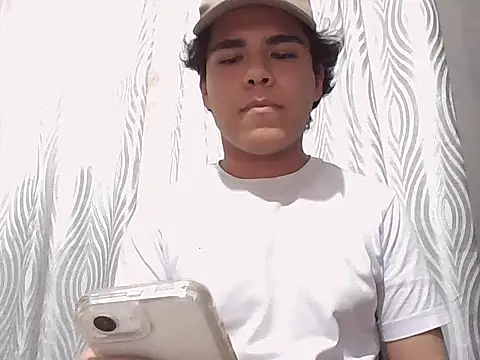 kjesusd12 online show from 10-01-25, 09:21