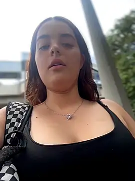 Snapshot of hannahst_ chatting on 06-16-26, 07:16 hannahst online show from 06-16-26, 07:16