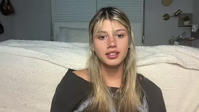 AnnGrayson online show from 11-17-25, 01:33