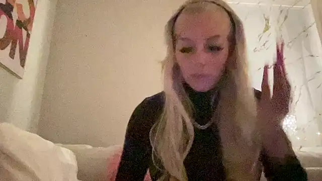 Snapshot of paulinaalatalo chatting on 02-09-26, 07:07 paulinaalatalo online show from 02-09-26, 07:07