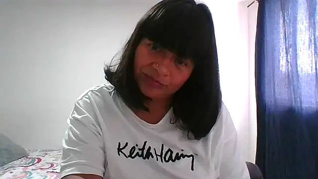 Snapshot of adri89-g chatting on 02-03-26, 02:44 adri89-g online show from 02-03-26, 02:44