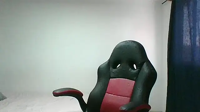 Snapshot of adri89-g chatting on 02-08-26, 09:18 adri89-g online show from 02-08-26, 09:18