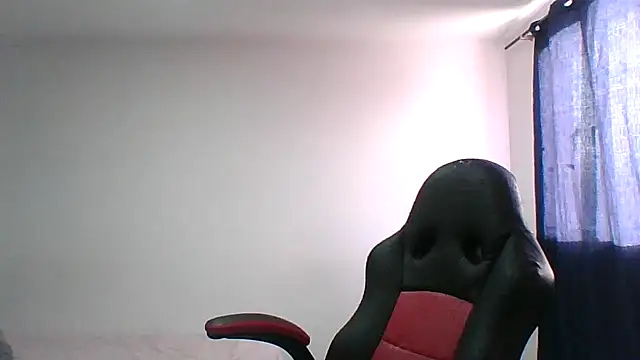 Snapshot of adri89-g chatting on 02-09-26, 12:31 adri89-g online show from 02-09-26, 12:31