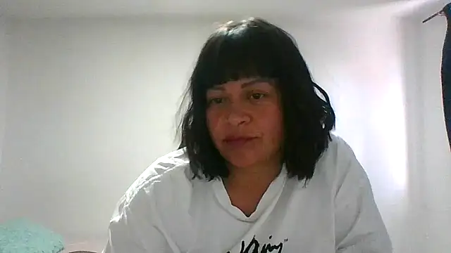 Snapshot of adri89-g chatting on 02-21-26, 09:27 adri89-g online show from 02-21-26, 09:27