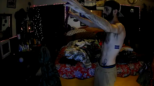 Snapshot of HarmoniousPhantasm3 chatting on 11-05-25, 08:42 HarmoniousPhantasm3 online show from 11-05-25, 08:42