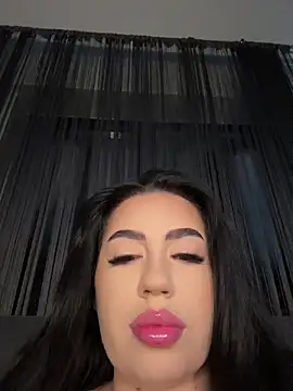 Snapshot of Andrestarr chatting on 07-17-26, 07:19 Andrestarr online show from 07-17-26, 07:19