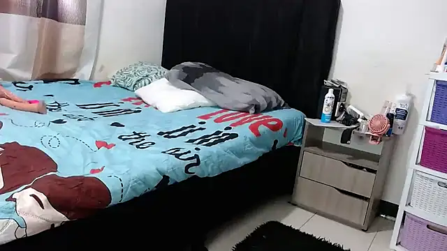 preciosa 15 online show from 02-11-26, 09:09