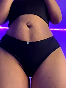 Daliila 11 online show from 11-17-25, 02:50