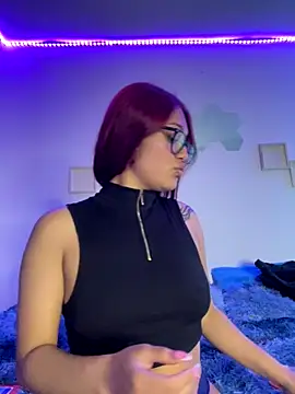 Daliila 11 online show from 12-16-25, 03:00