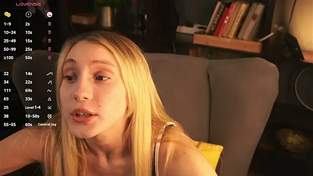 ellliefrost online show from 09-22-25, 01:02