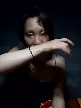 Snapshot of bonnie-00 chatting on 09-24-25, 03:48 bonnie-00 online show from 09-24-25, 03:48