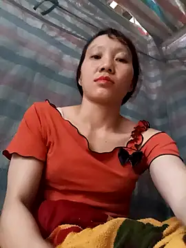 Snapshot of bonnie-00 chatting on 10-12-25, 03:05 bonnie-00 online show from 10-12-25, 03:05