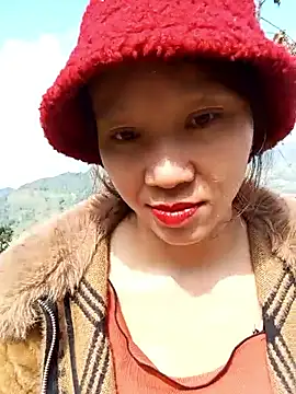 bonnie-00 online show from 11-24-25, 03:39