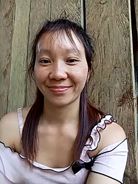 bonnie-00 online show from 04-11-26, 02:05