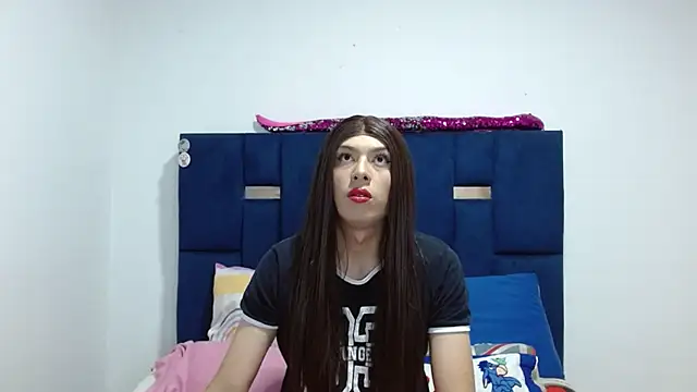 PinkLuna LolaBloom online show from 02-01-26, 01:59