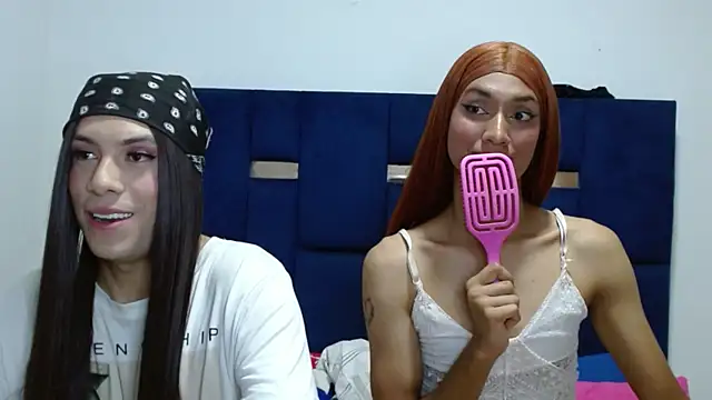 PinkLuna LolaBloom online show from 05-15-26, 11:01
