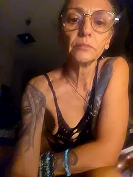 Snapshot of jasonee13 chatting on 05-29-26, 03:59 jasonee13 online show from 05-29-26, 03:59