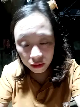 Snapshot of lyuyenkk chatting on 10-03-25, 02:47 lyuyenkk online show from 10-03-25, 02:47