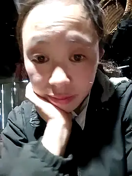 Snapshot of lyuyenkk chatting on 10-07-25, 06:43 lyuyenkk online show from 10-07-25, 06:43