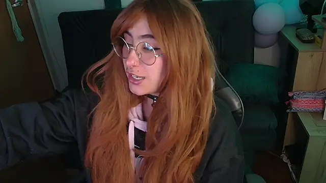 Miacatsito3 online show from 12-04-25, 04:44