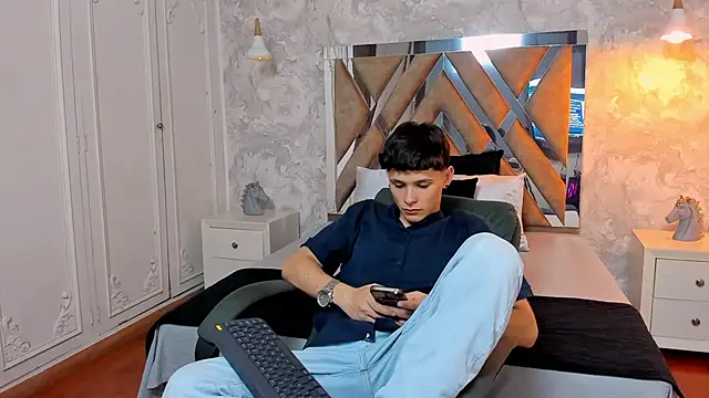 kraven lust online show from 10-28-25, 03:10