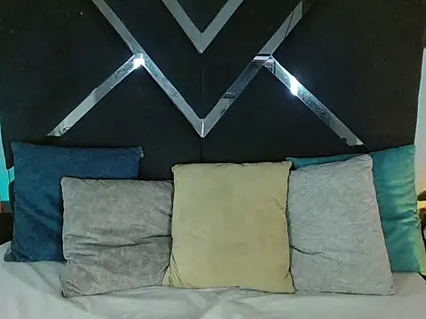 Snapshot of Billie_Turner_ chatting on 10-10-25, 10:31 Billie Turner online show from 10-10-25, 10:31